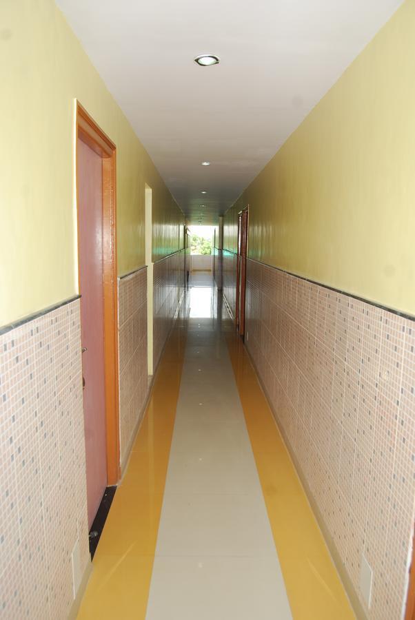 Hotel Utsav Shirdi Eksteriør billede